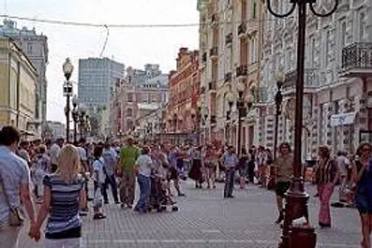 Moskova Arbat Caddesi yaya aksı